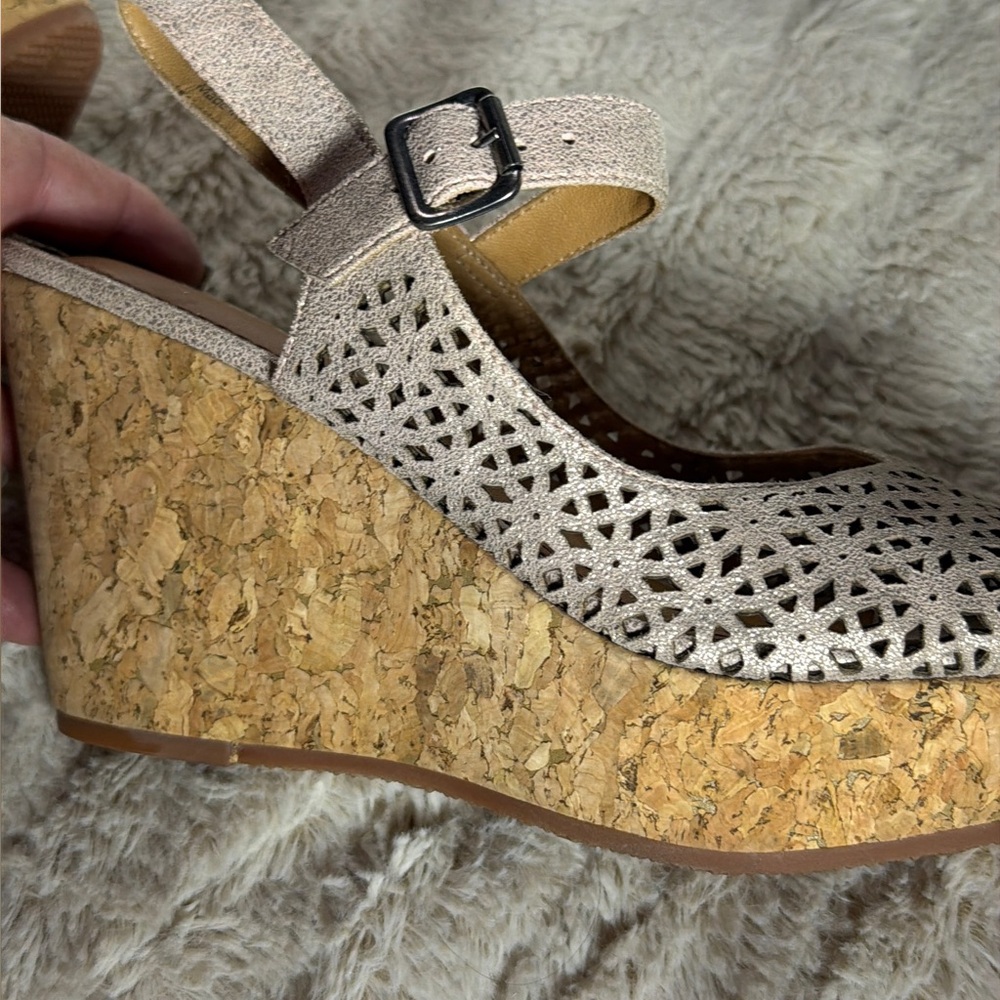 NWOT Italian Leather Wedge Sandals - Picture 5 of 10